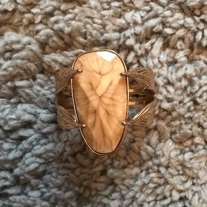 BEIGE GEMMED GOLD BRACELET